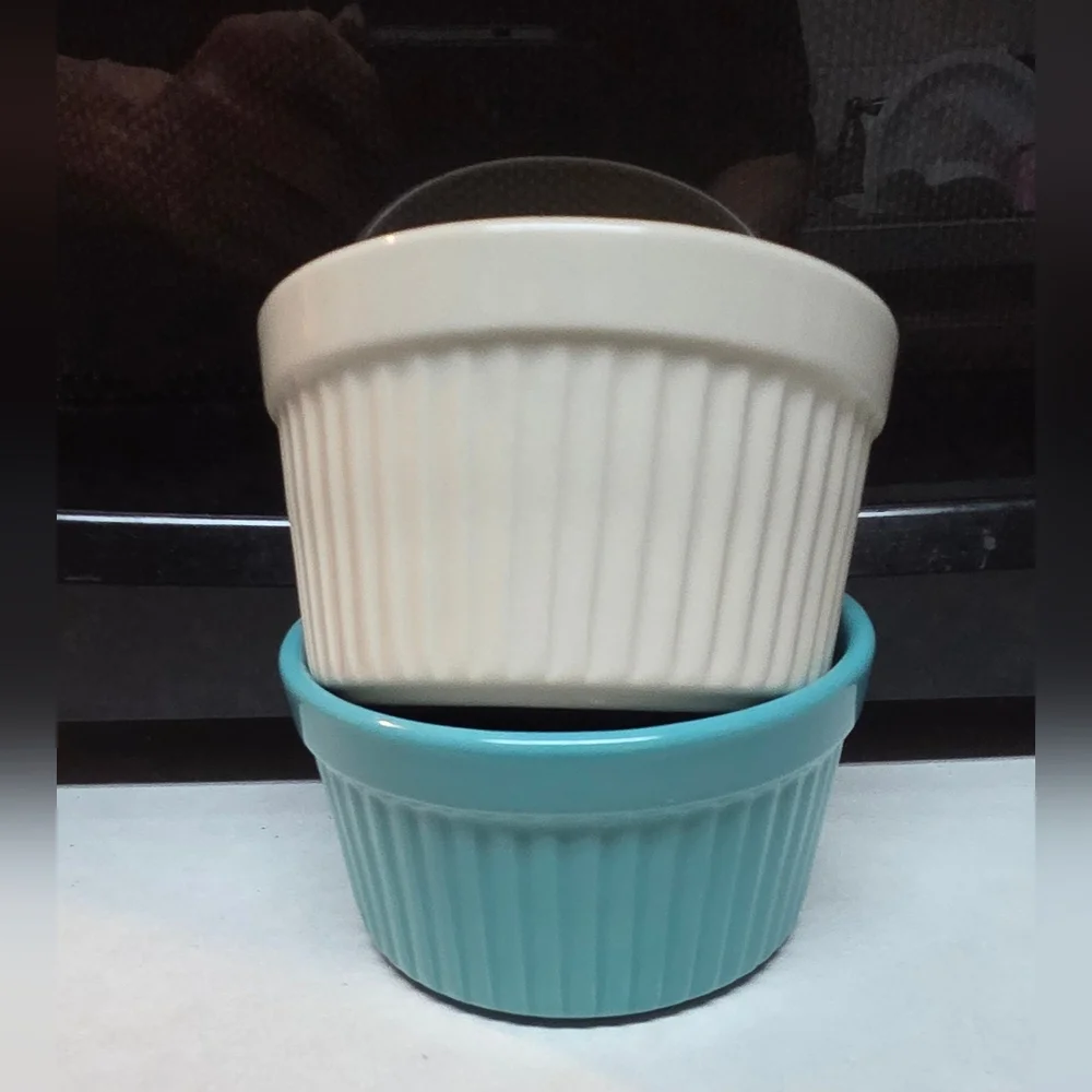 The Pioneer Woman Set Of 2 Ramekins 8oz Turquoise & White